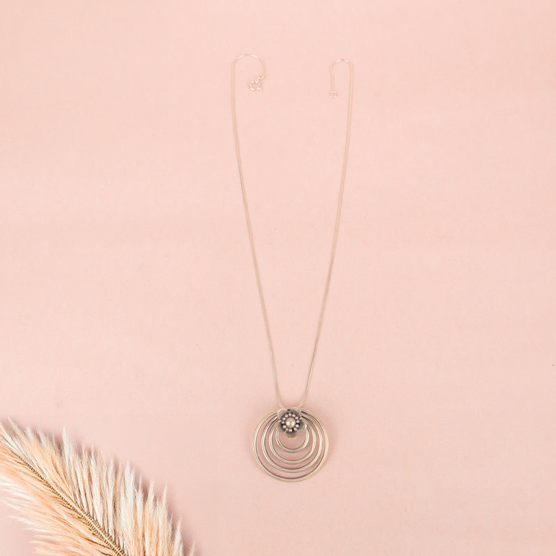 Moh Concentric Flower Embossed Necklace Earring Ring Set