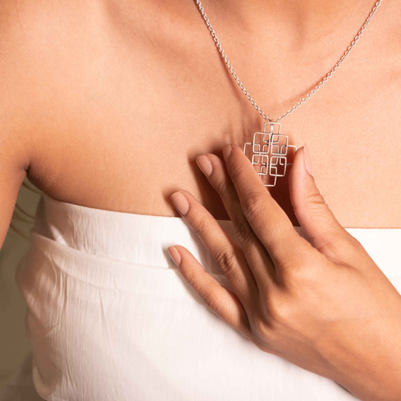 Moh Geometric Sequence Necklace