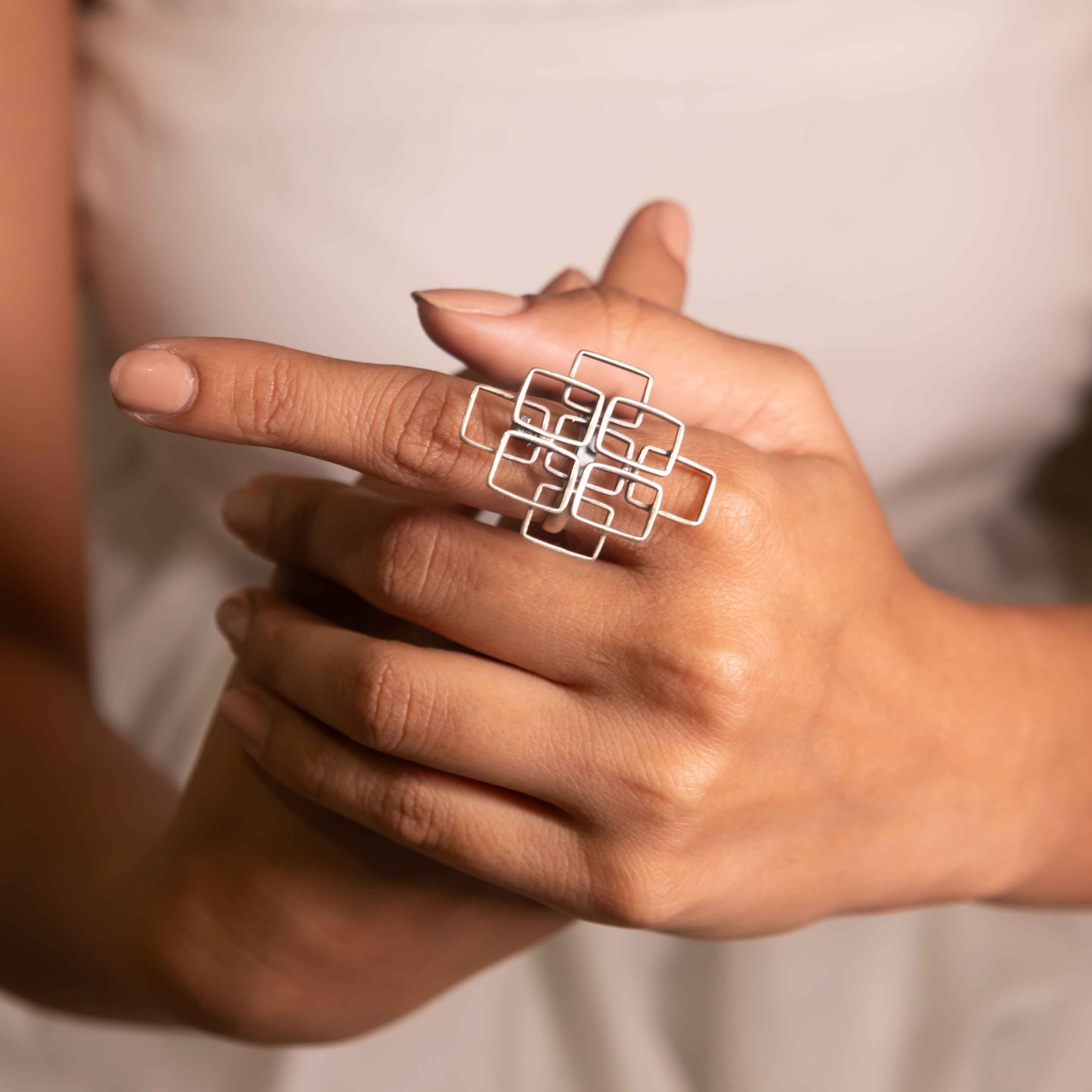 Moh Geometric Sequence Ring