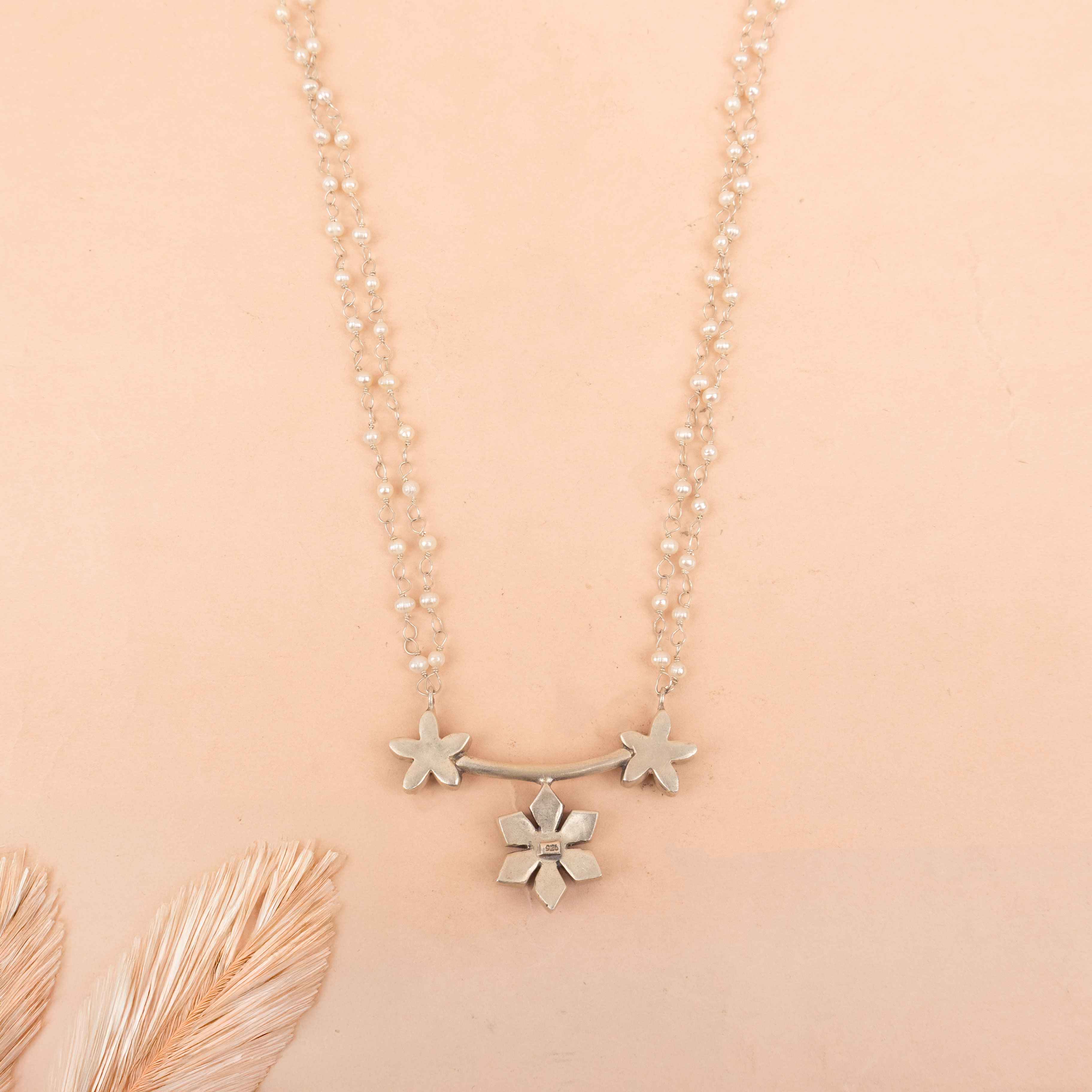 Moh Kundan Phool Pearl Necklace