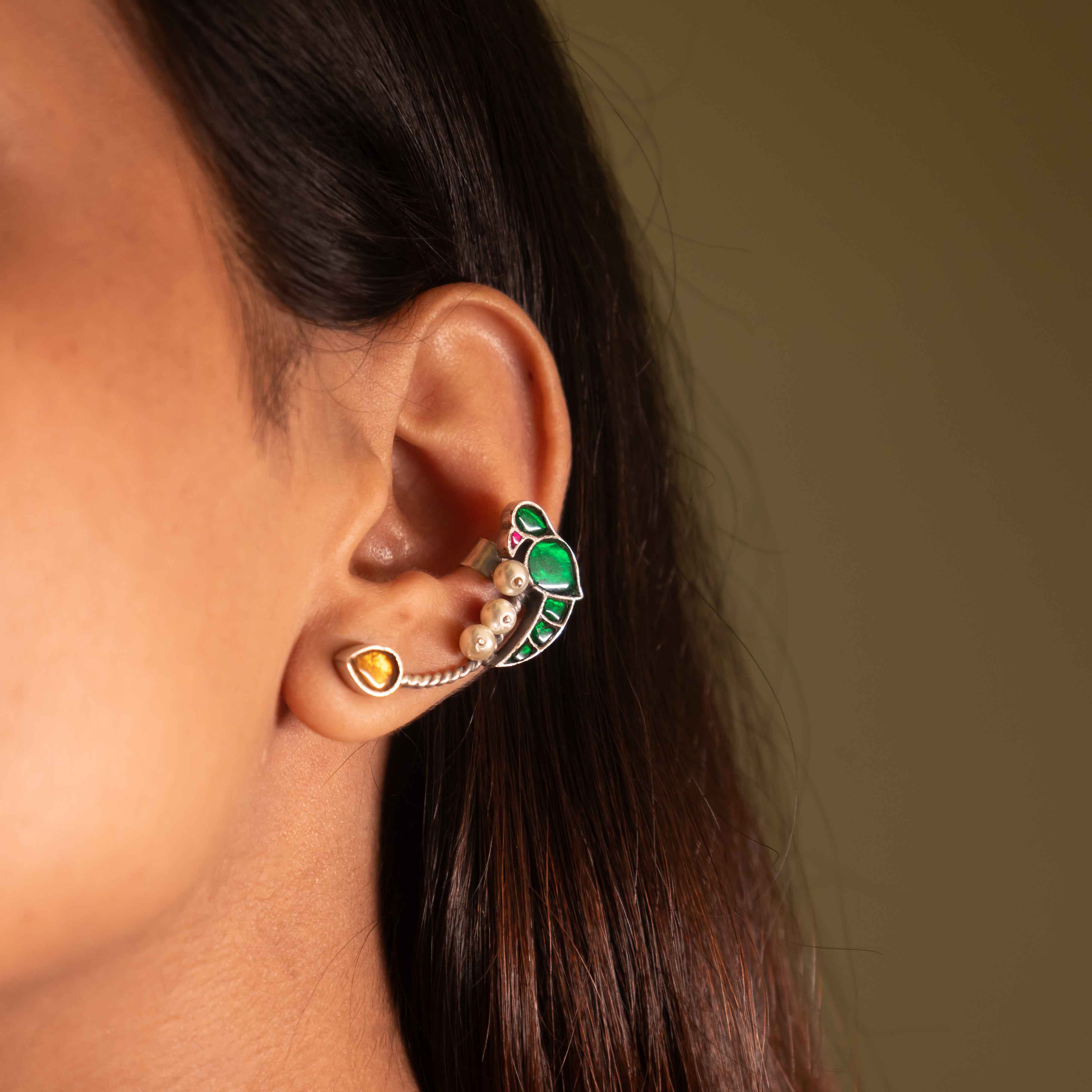 Moh Parrot Kundan Earcuff