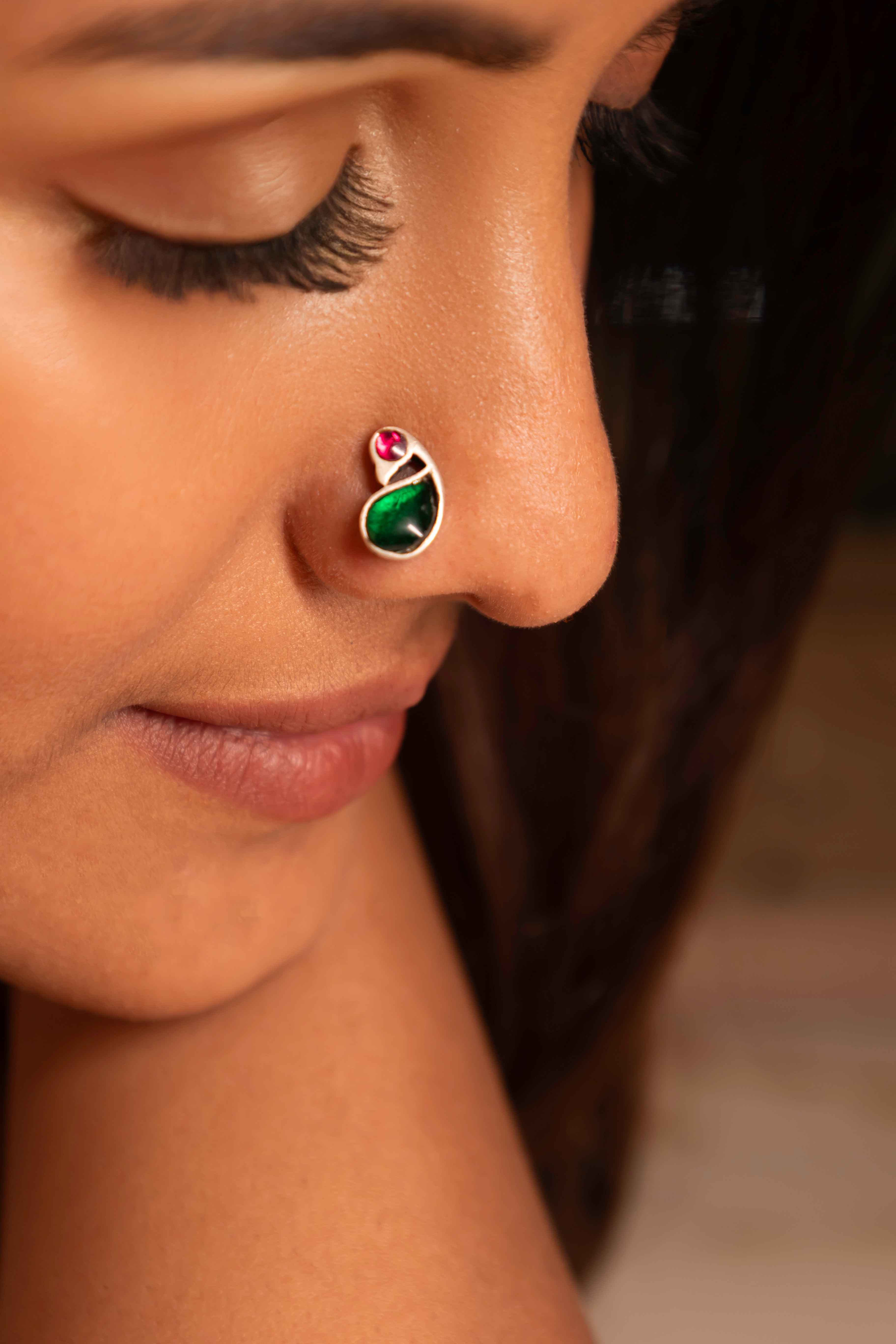 Moh Peacock Kundan Pierced Nose Pin