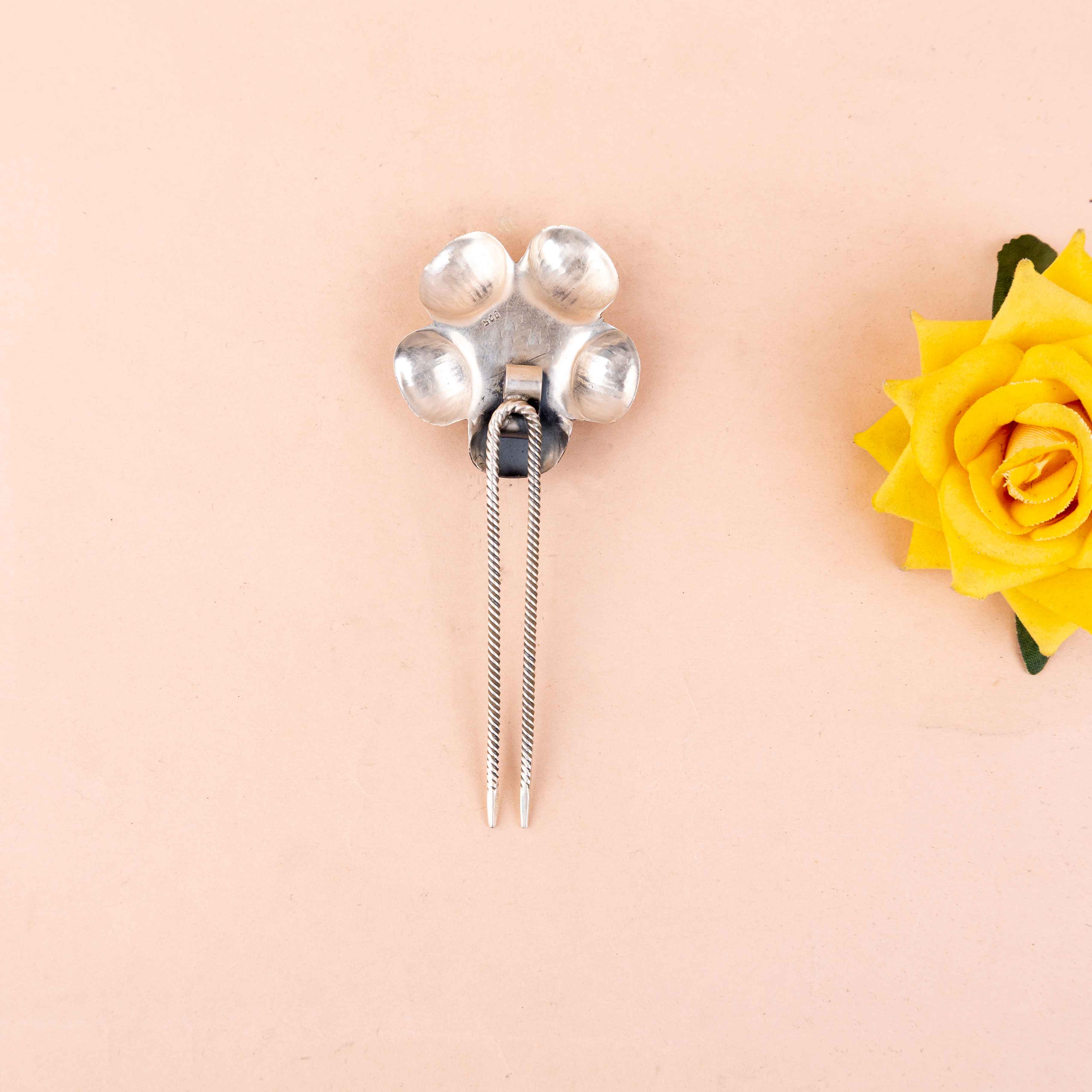 Moh Rose Statement Juda Pin