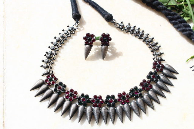 Tattva Classic Necklace Set