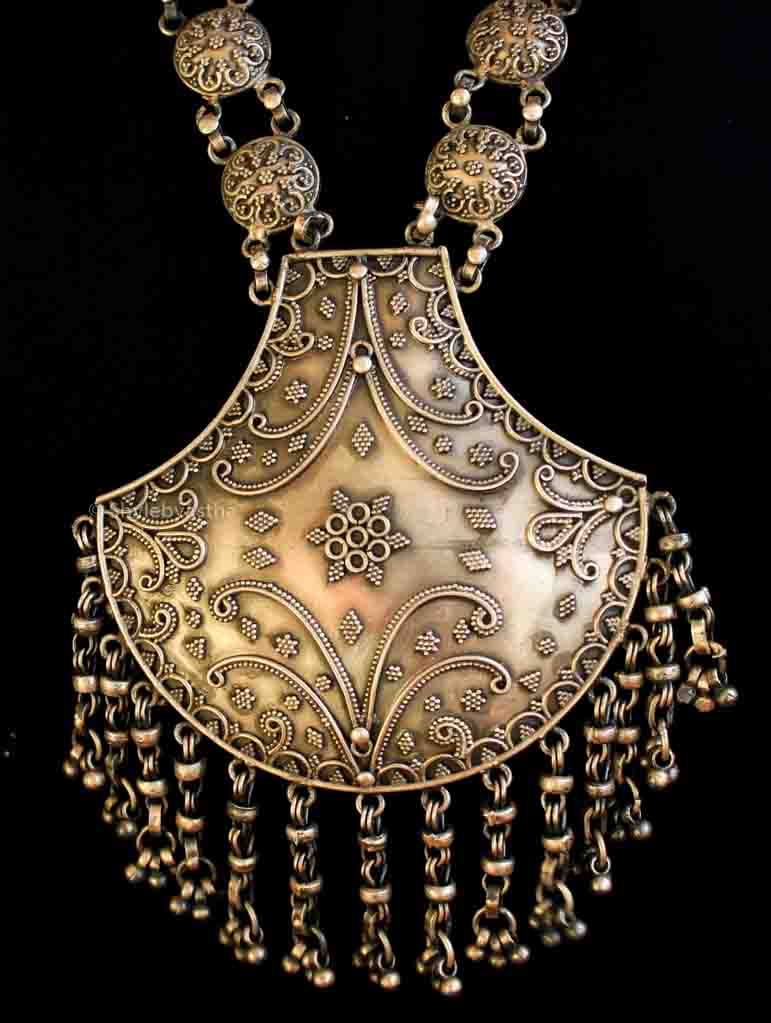 Dulari Daana Art Tribal Necklace