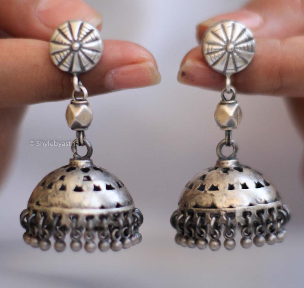 Mizoya Carved Jhumka