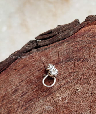 Adya Quirky Nose Ring