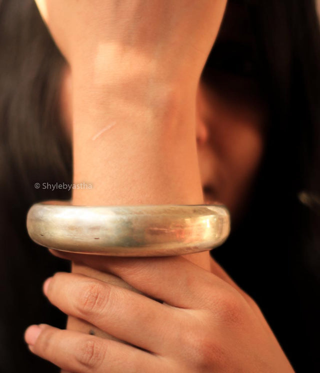 Dulari Matte Solid Kada