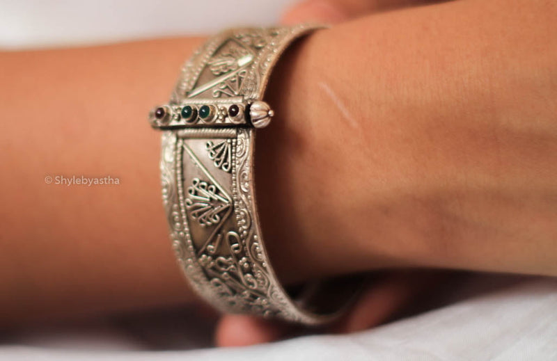 Tattva Classic Handcarved Kada