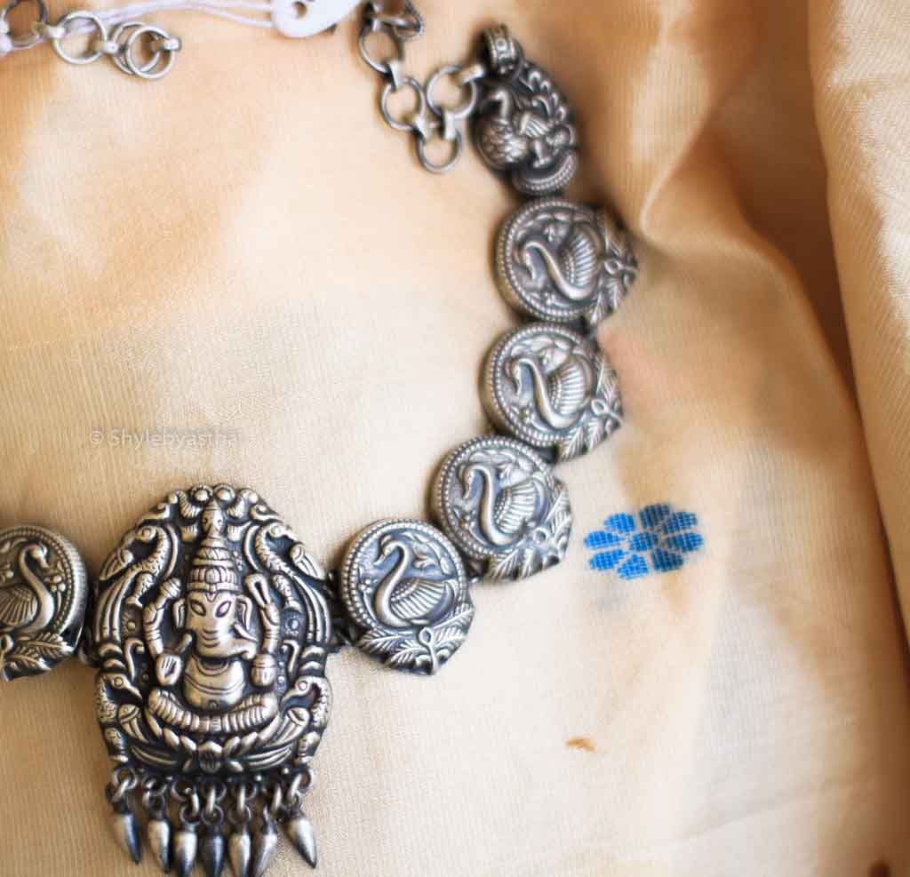 Anvaya Ganesha Choker