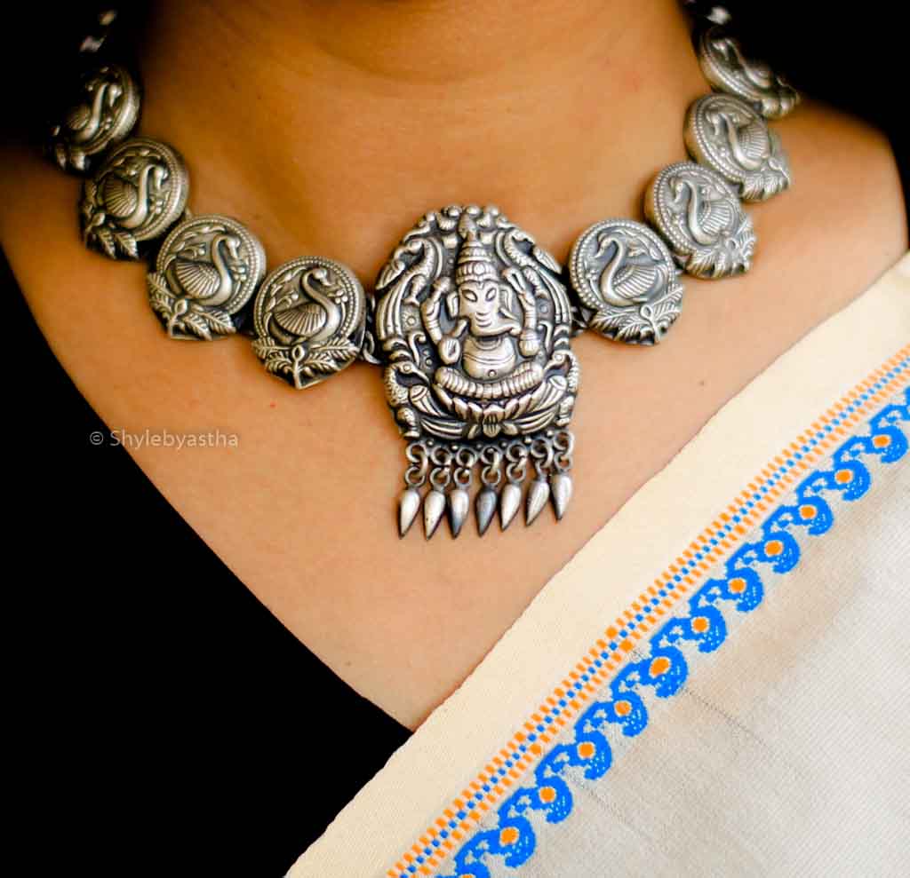 Anvaya Ganesha Choker