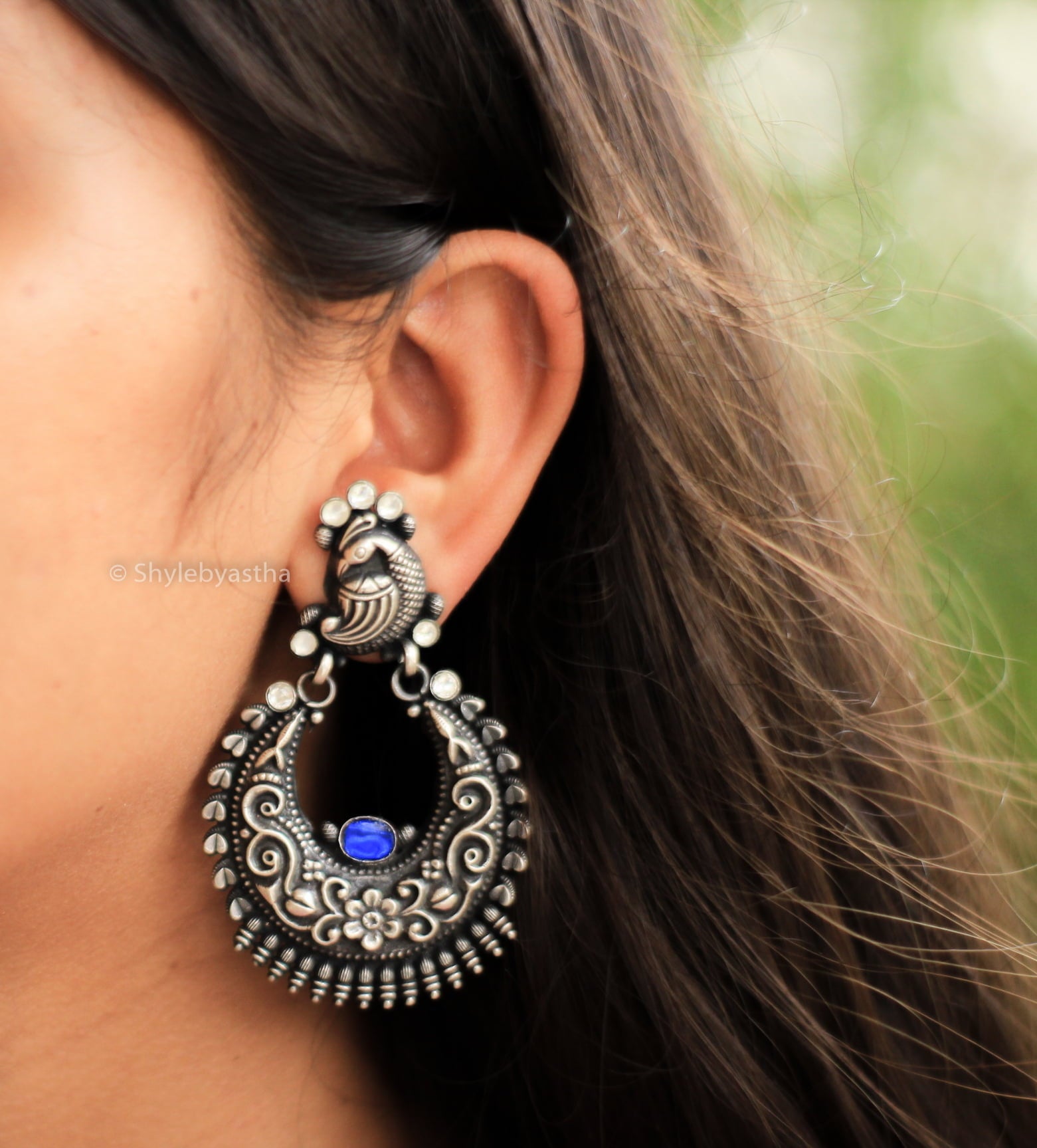 Tattva Embossed Peacock Motif Chandbalis