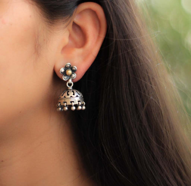 Mizoya Two Layered Quriky Jhumkis