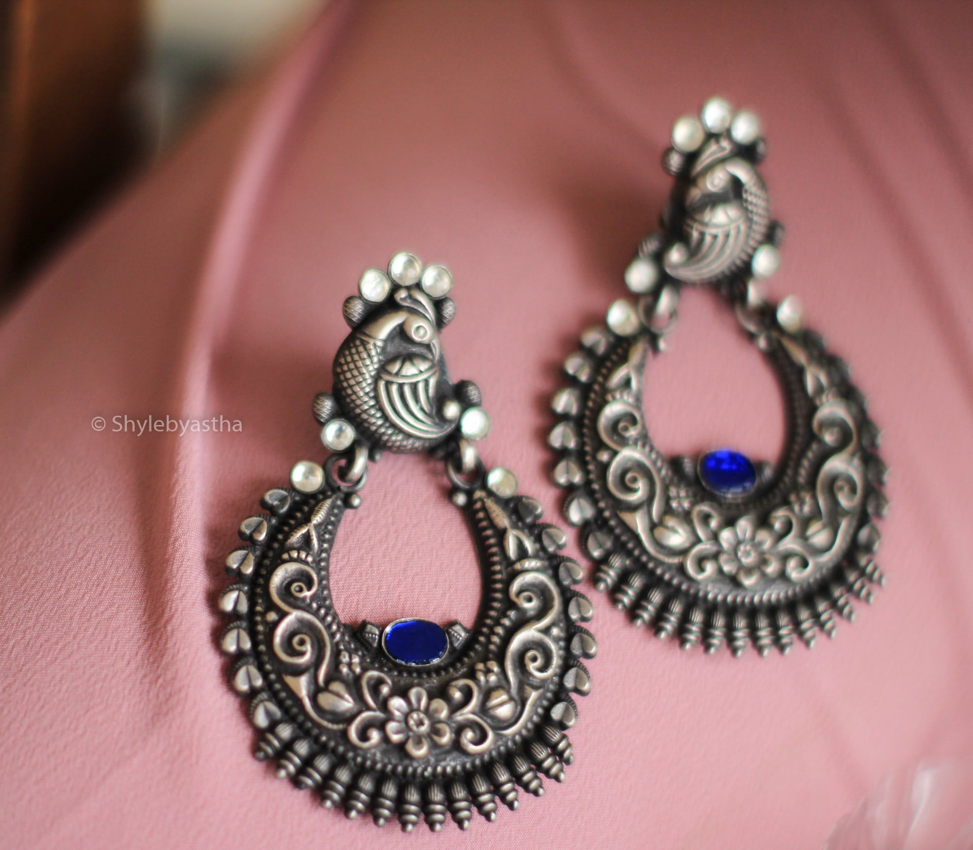 Tattva Embossed Peacock Motif Chandbalis