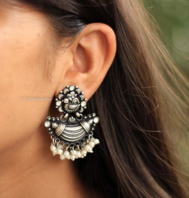 Moh Oxidised Embossed Studs