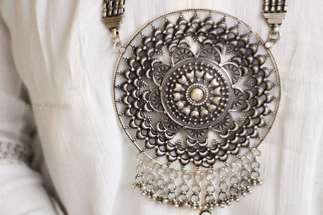 Anvaya Fine Art Classic Necklace