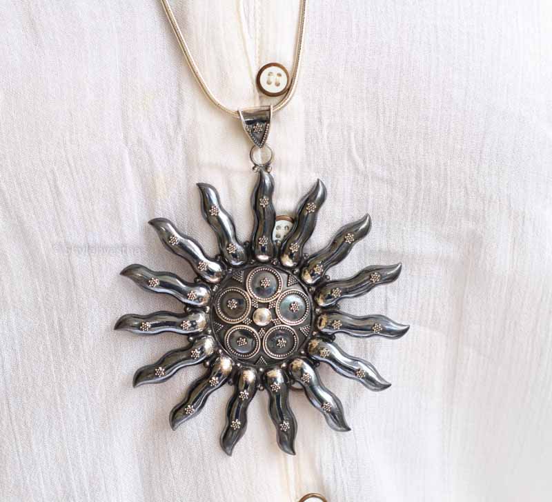 Mizoya Surya Ray Pendant