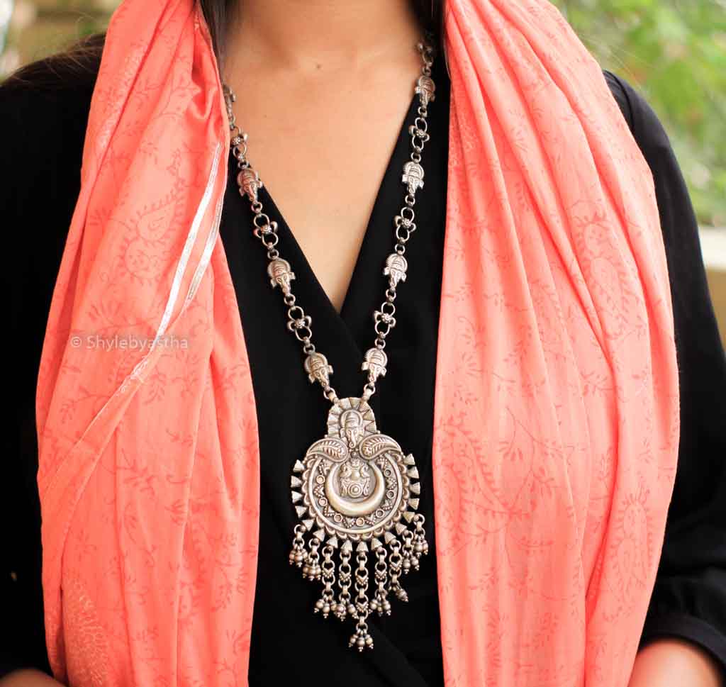 Anvaya Ganesha Art Necklace