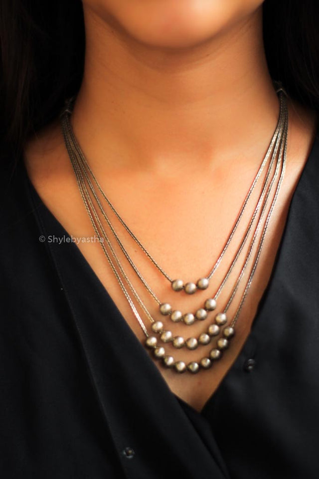 Mizoya 4 Layered Silver Ball Necklace