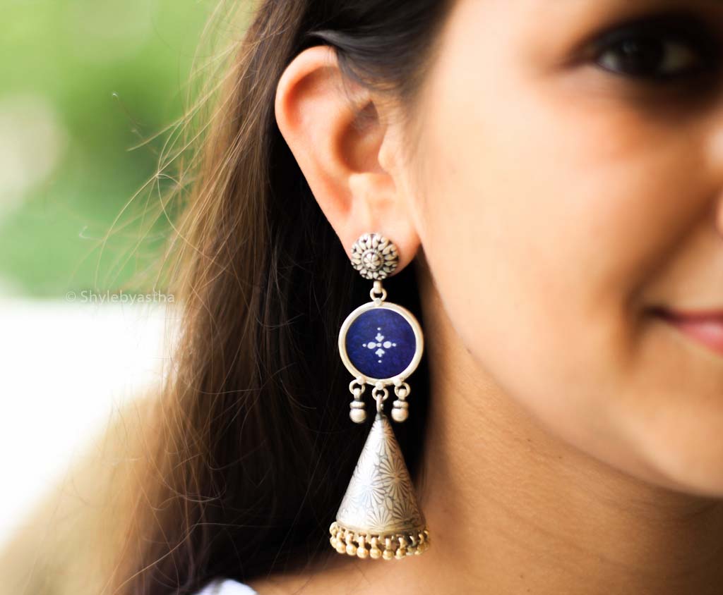 Dulari Handpainted Conical Dual Tone Jhumka