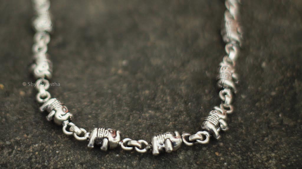 Anvaya Mini Elephant Necklace