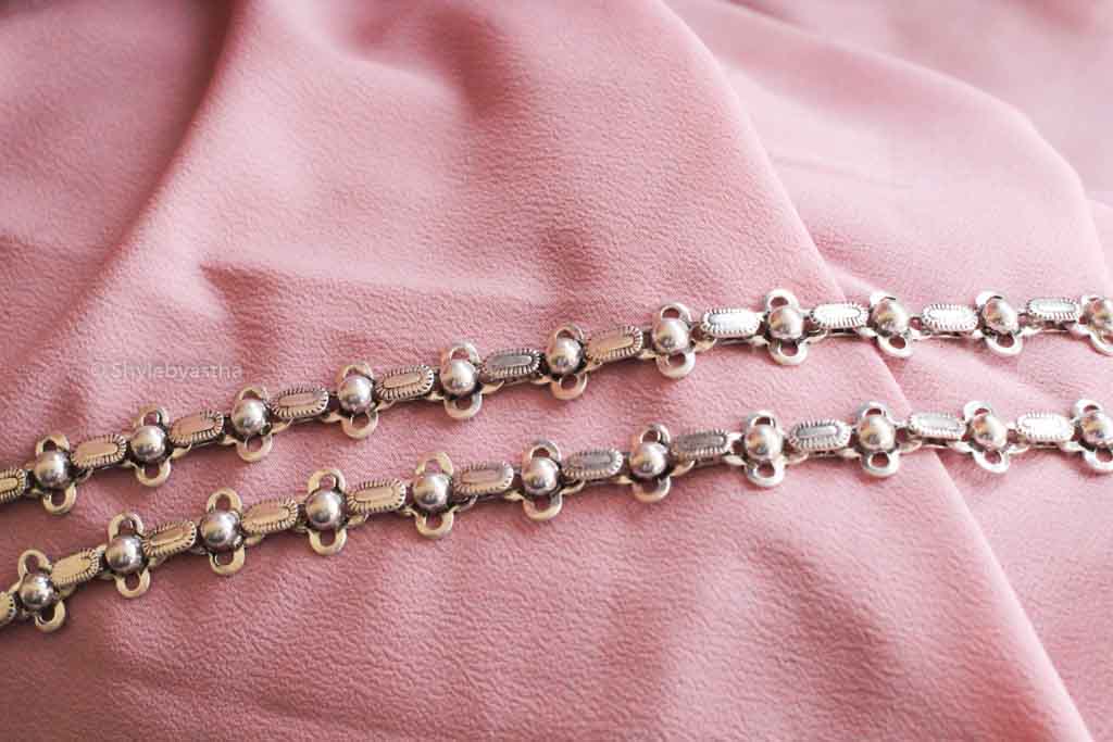 Adya fine Block Anklet