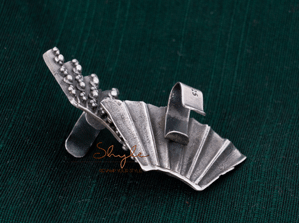 Moh Intricate Daana Detailed Pankhi Earclip back