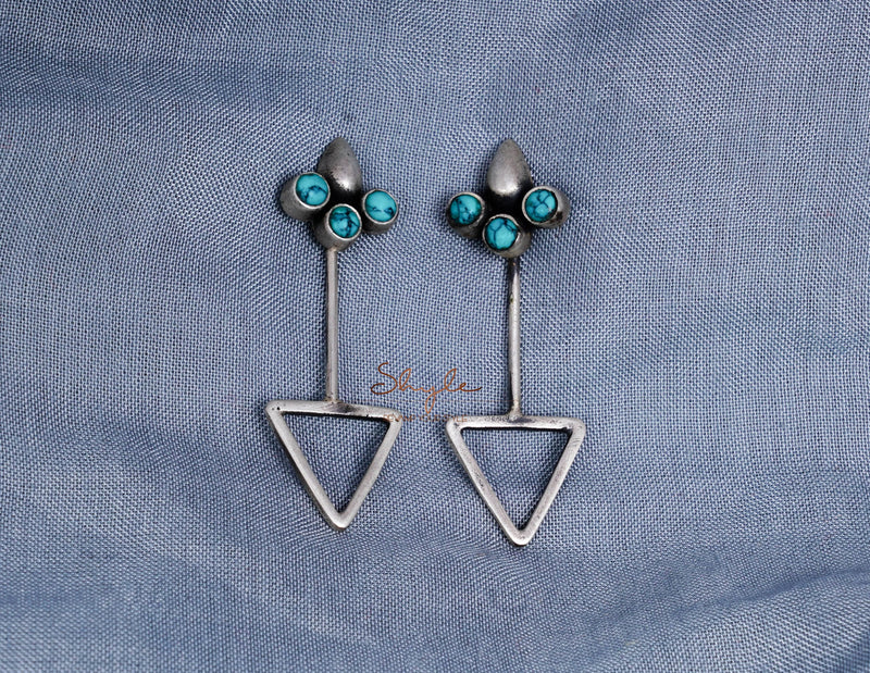 Moh Fine Triangle Drop motif studs front