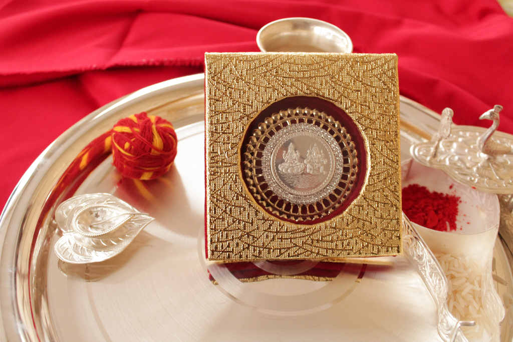 Laxmi Ganesha Silver Coin 99.9 Purity 10gm