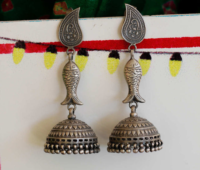 Dulari Intricate Matsaya Jhumka white bg