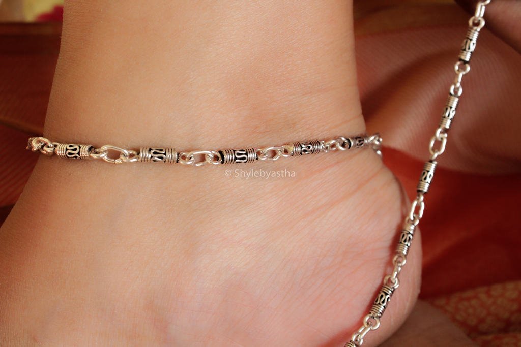 Moh Oxidised Art Anklets