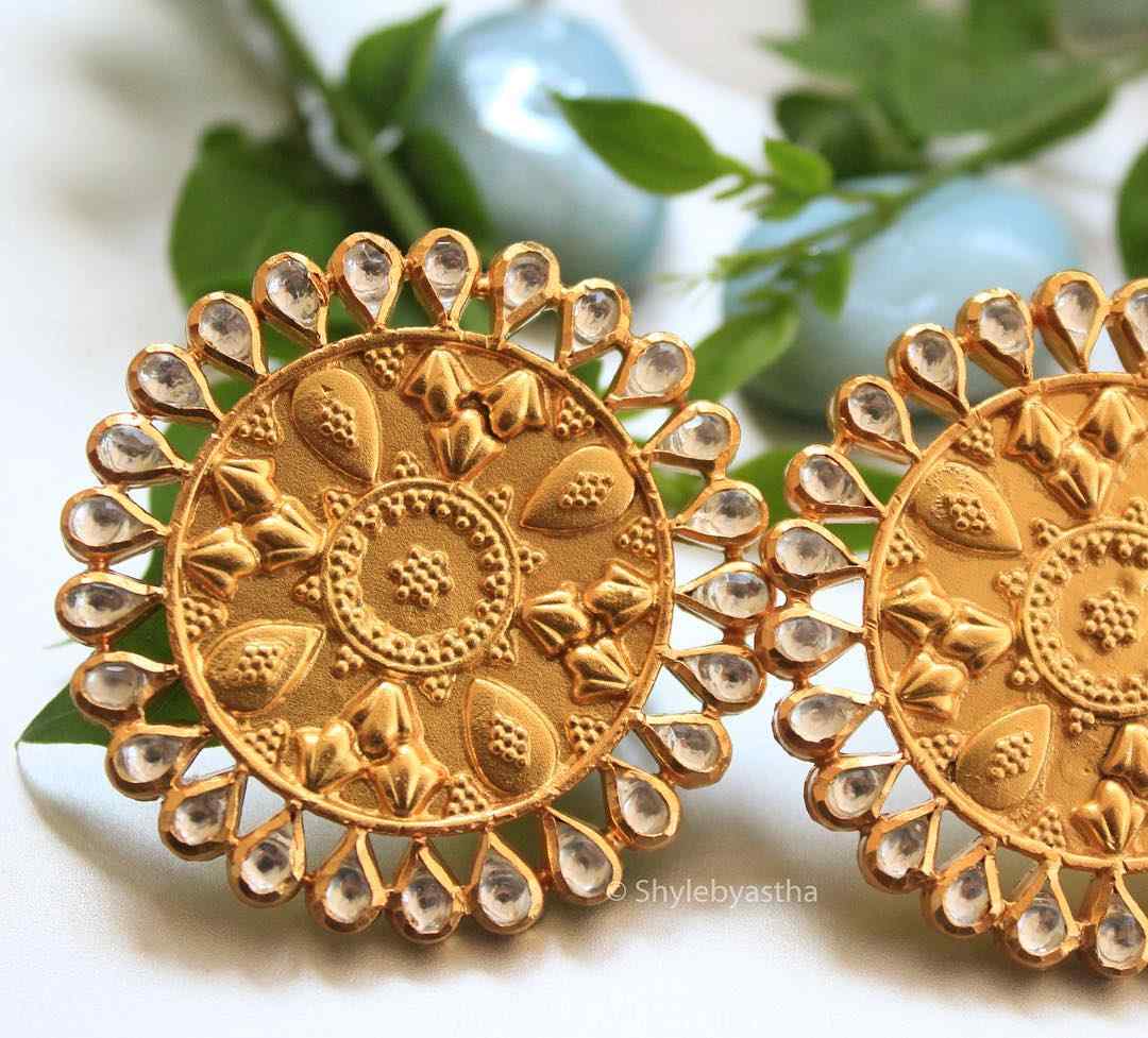 Tattva Broad Kundan Studs