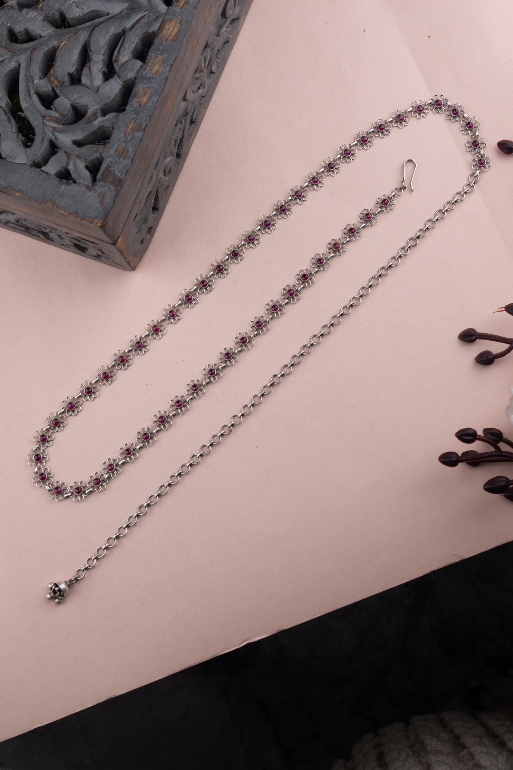 Tattva Carved Flower Sequence Kamarbandh