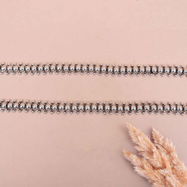 Tattva Embossed Timeless Anklet Pair