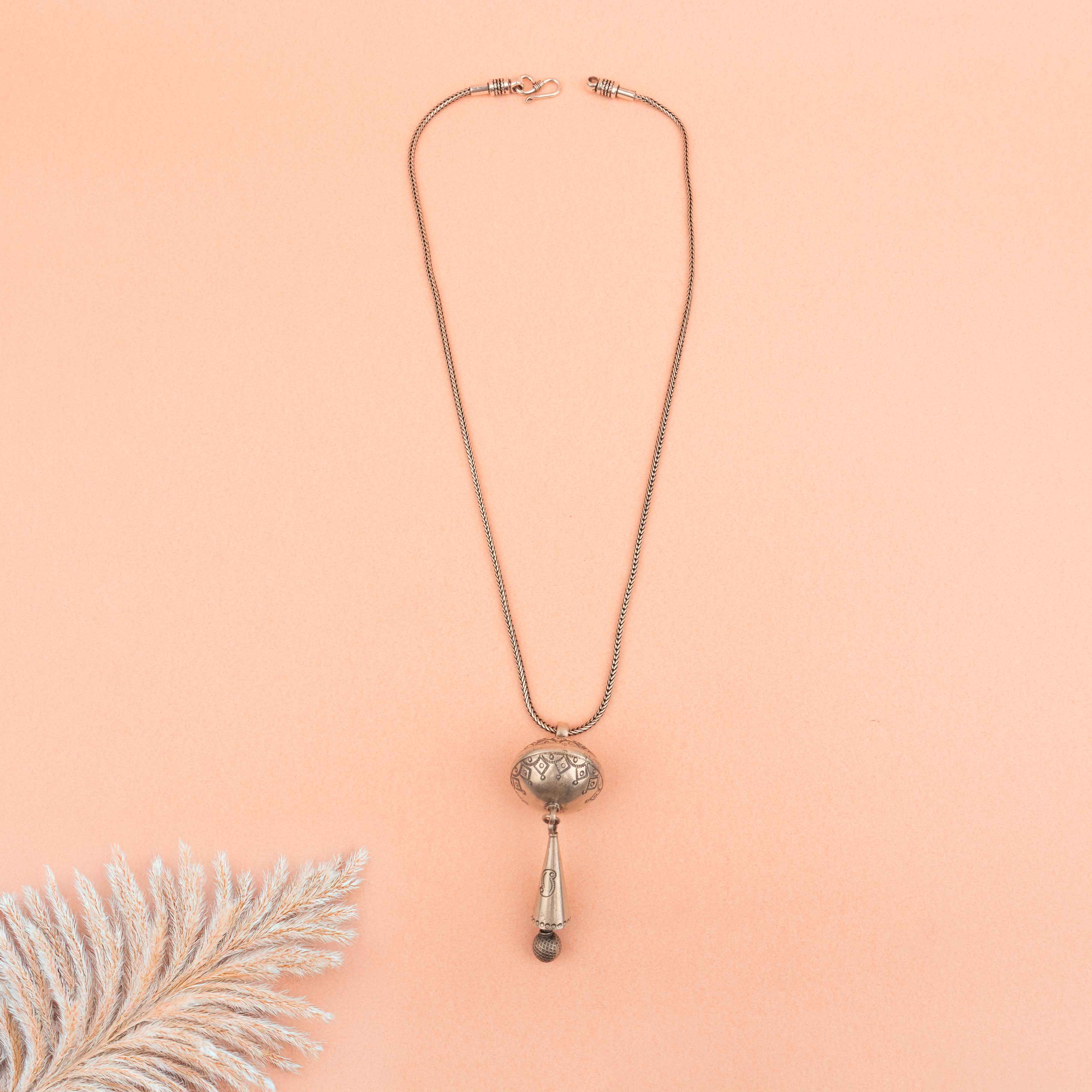 Tattva Vinage Inspired Mandaai Necklace