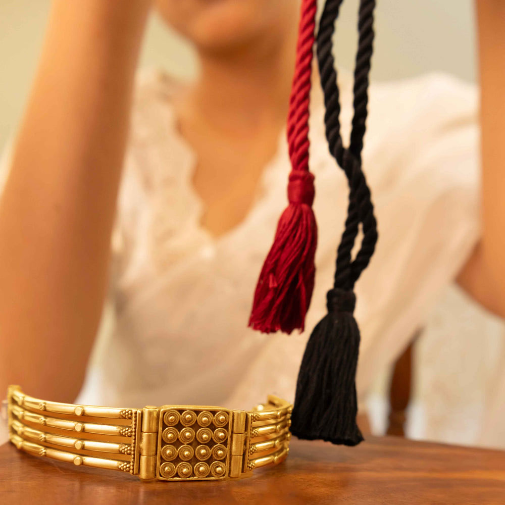 Tattva Vintage Inspired Classic Line Sequence Choker