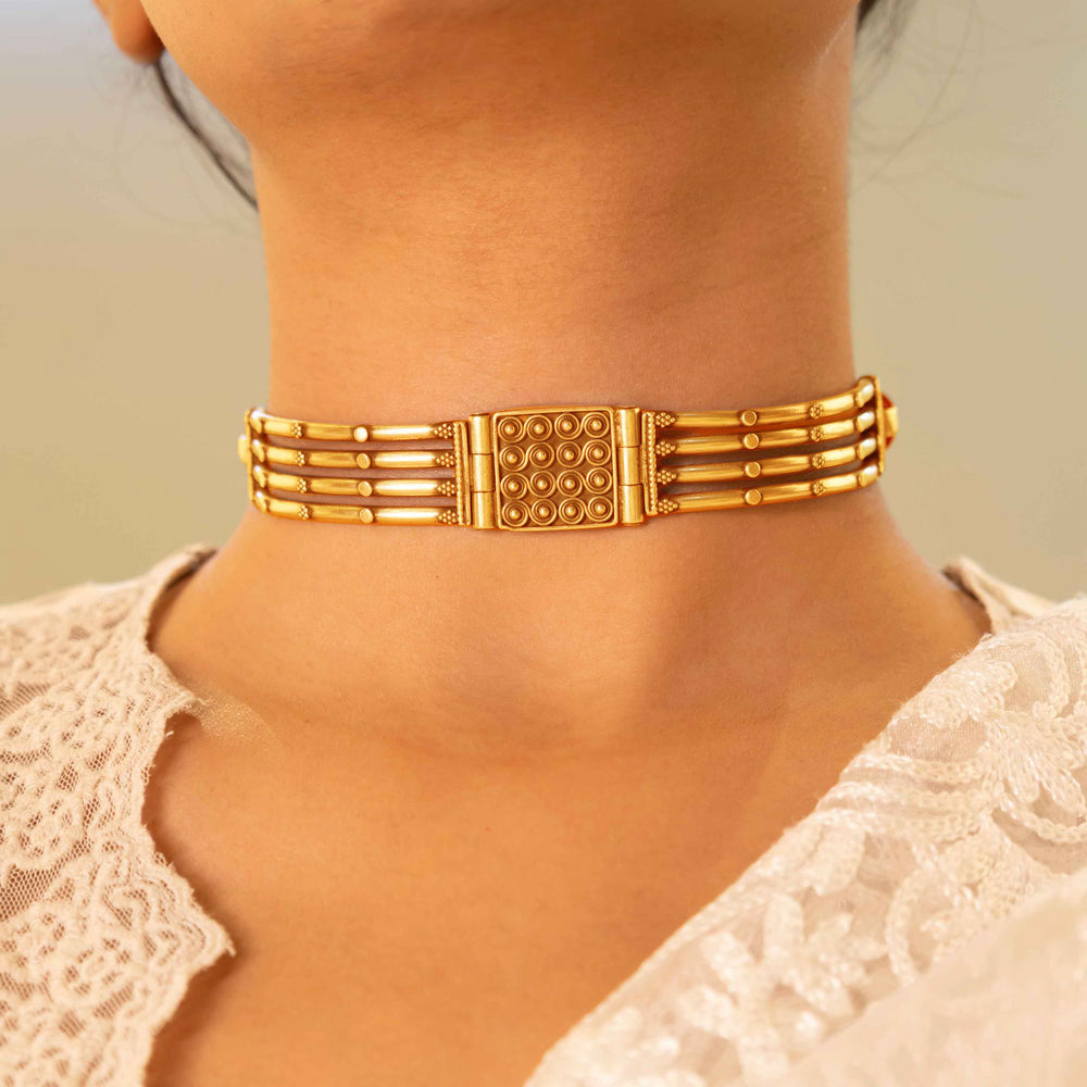 Tattva Vintage Inspired Classic Line Sequence Choker