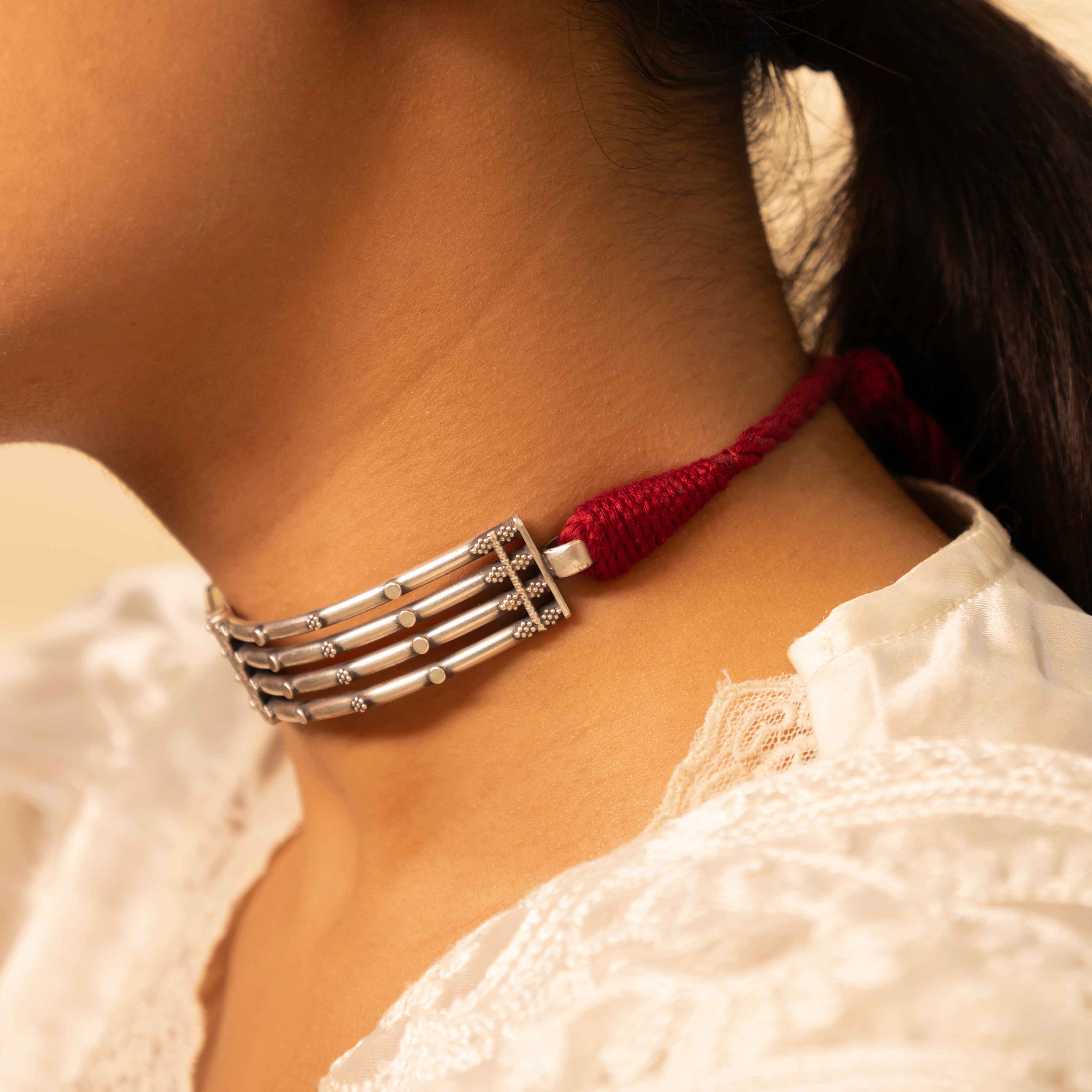 Tattva Vintage Inspired Classic Line Sequence Choker