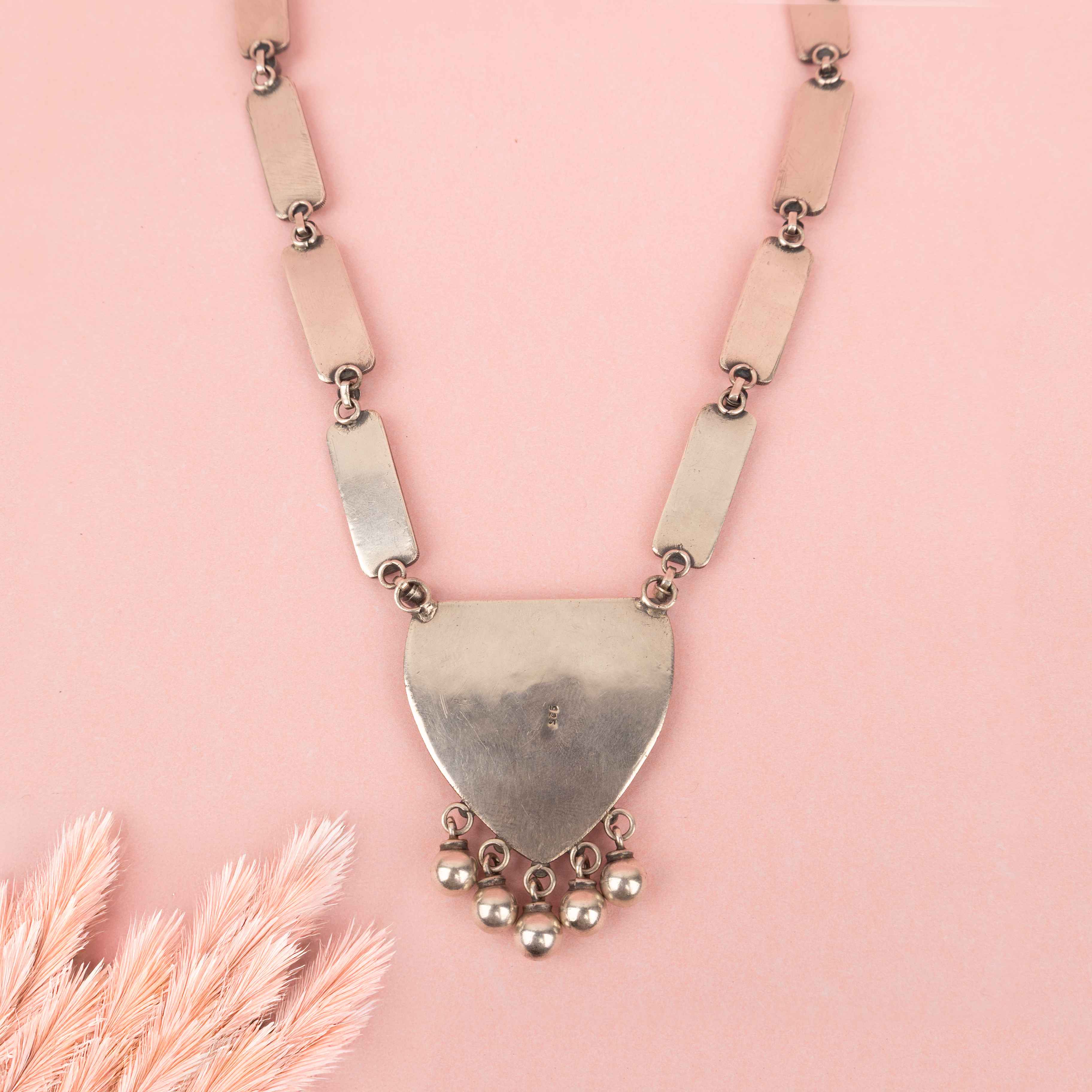 Tattva Vintage Inspired Classic Necklace
