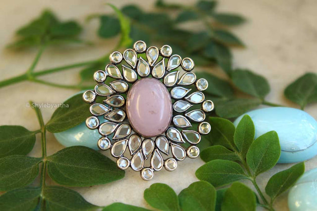 Essence Rose Quartz Zircon Studded Silver Ring