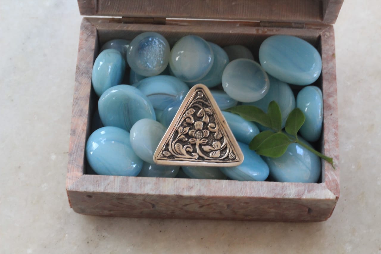 Triangular Chitai RIng