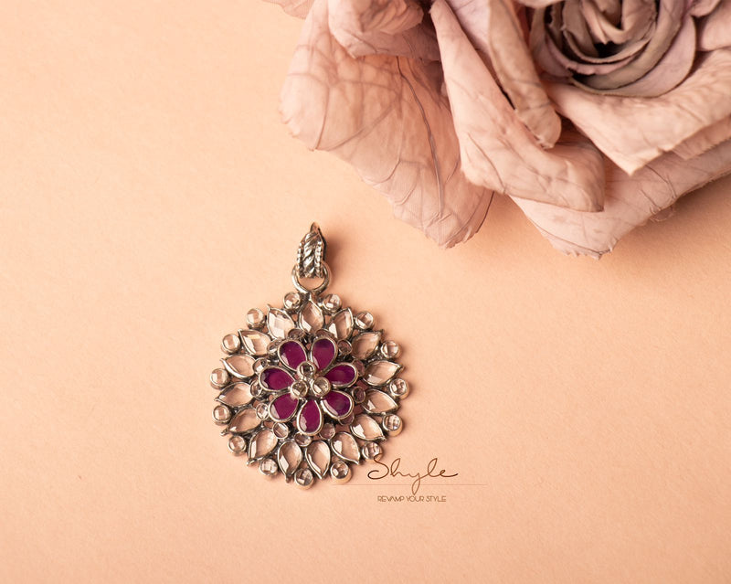 Essence Fine Scintillating Flower Pendant