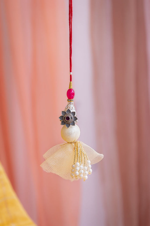 Adya Intricate Flower Toe Ring Lumba Rakhi