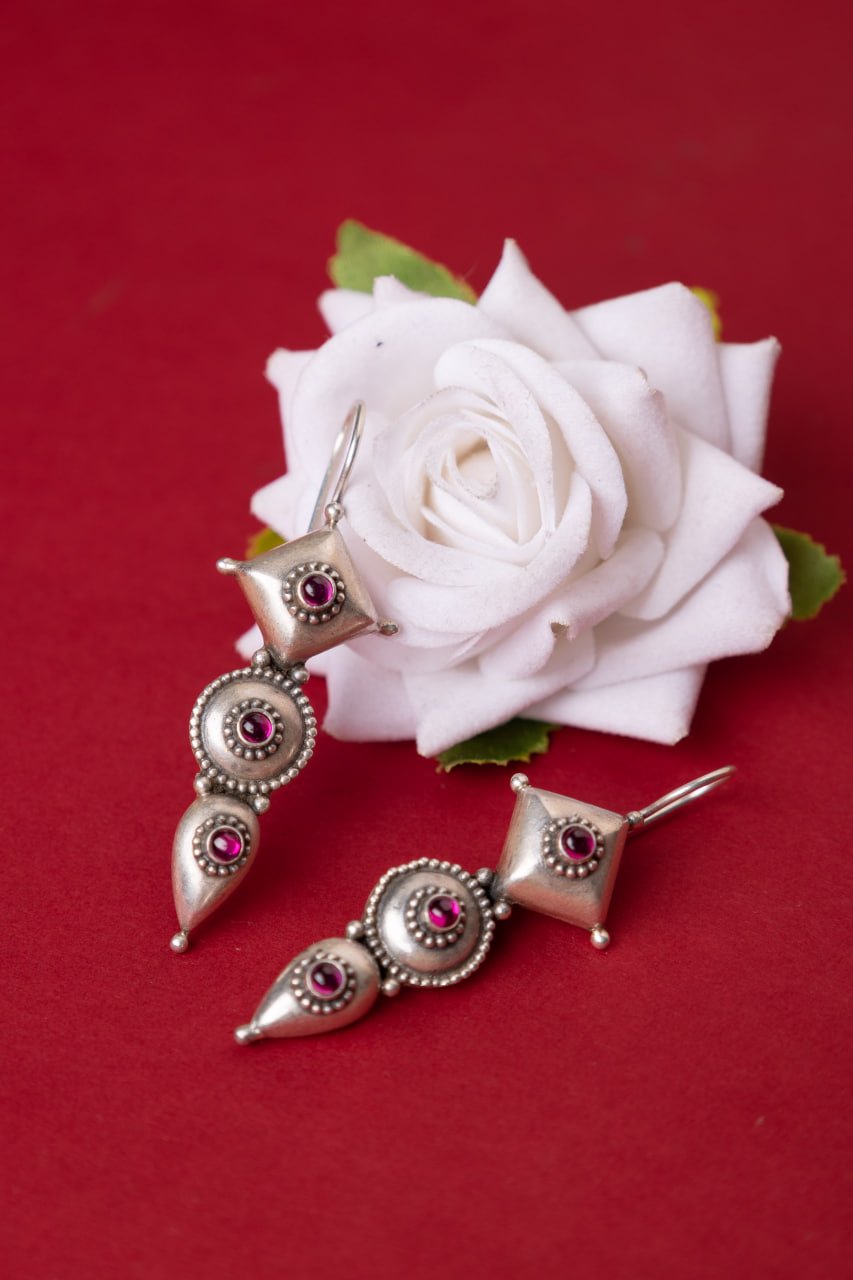 Adya Tri Motif Versatile Raani Earring