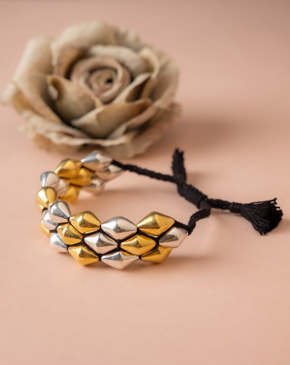 Anvaya Three Layer Dholki Dual Tone Pochi