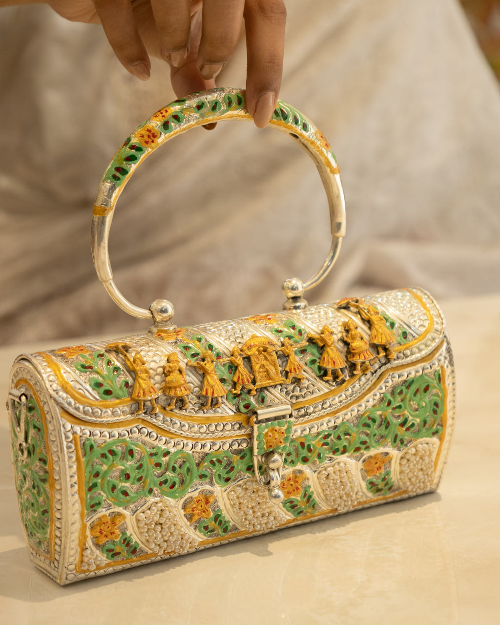 Dulari Shaahi Baarat Meenakari Chitai Statement Purse