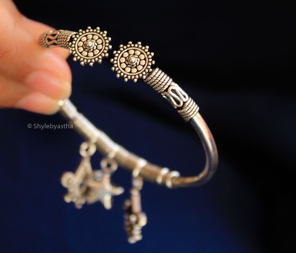 Rangoli Star Charm Floral End Bracelet