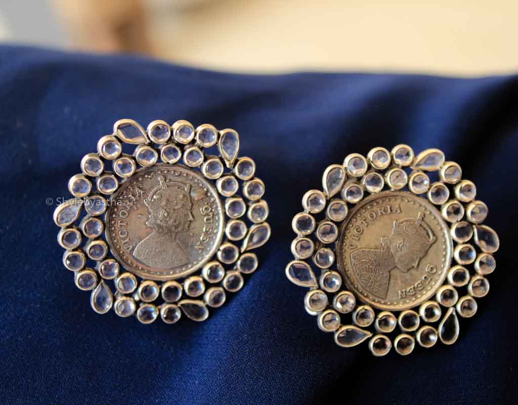 Essence Queen Victoria Coin Swarovski Studs