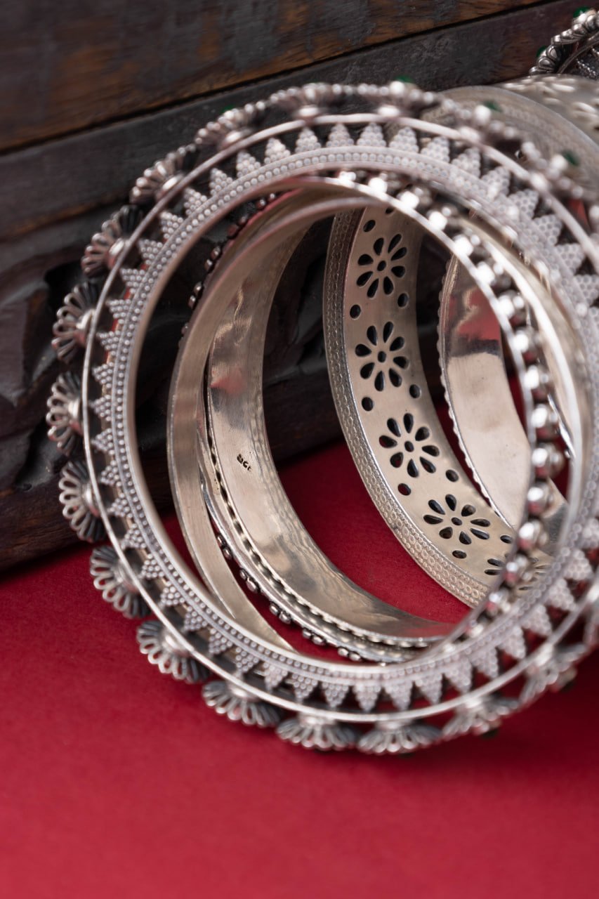 Mizoya Carved Flower Bordered Statement Flora Bangle Set