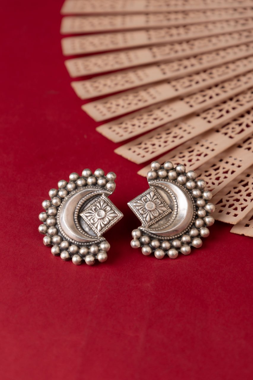 Mizoya Chandra Daana Embossed Stud Earring